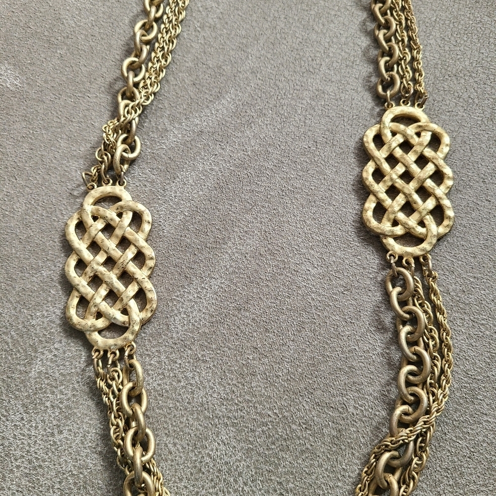 Vtg Lia Sophia "Knotted Up" retired three-strand matte goldtone chain necklace - Picture 4 of 8